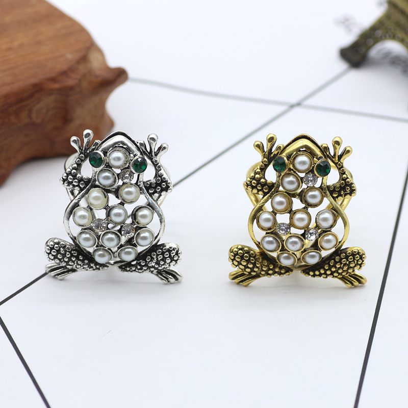 Fashion Enamel Crystal Flower  - Flower Frog Pin reseña y precio