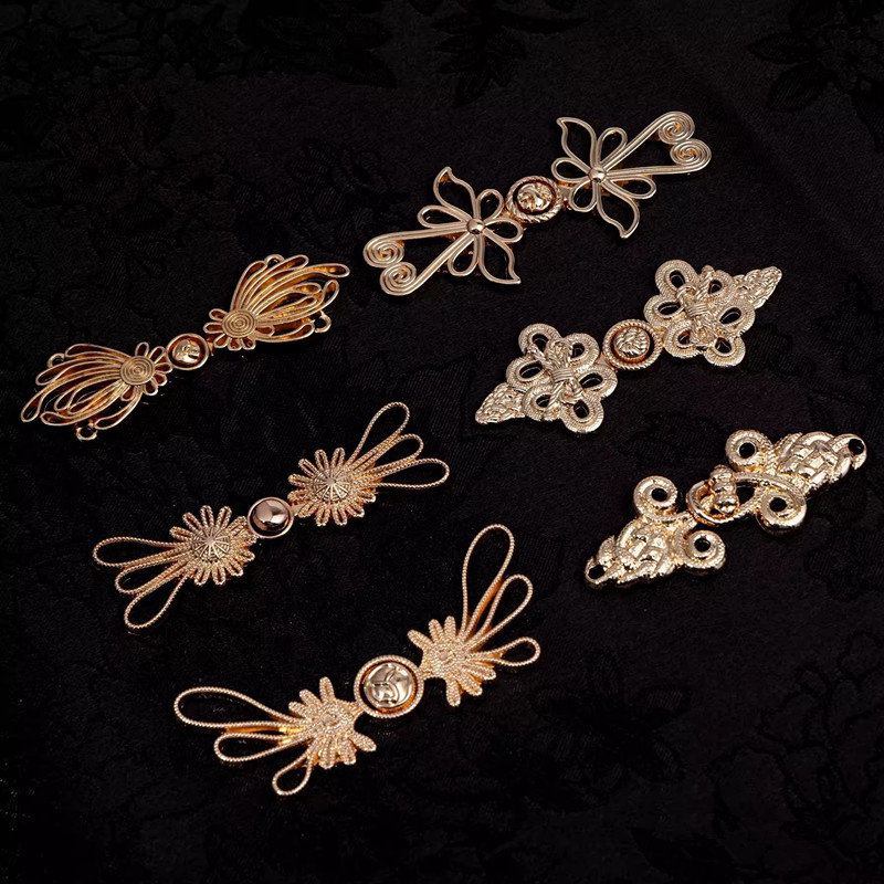 5pcs Retro Metal Button Sweate - Flower Frog Pin reseña y precio